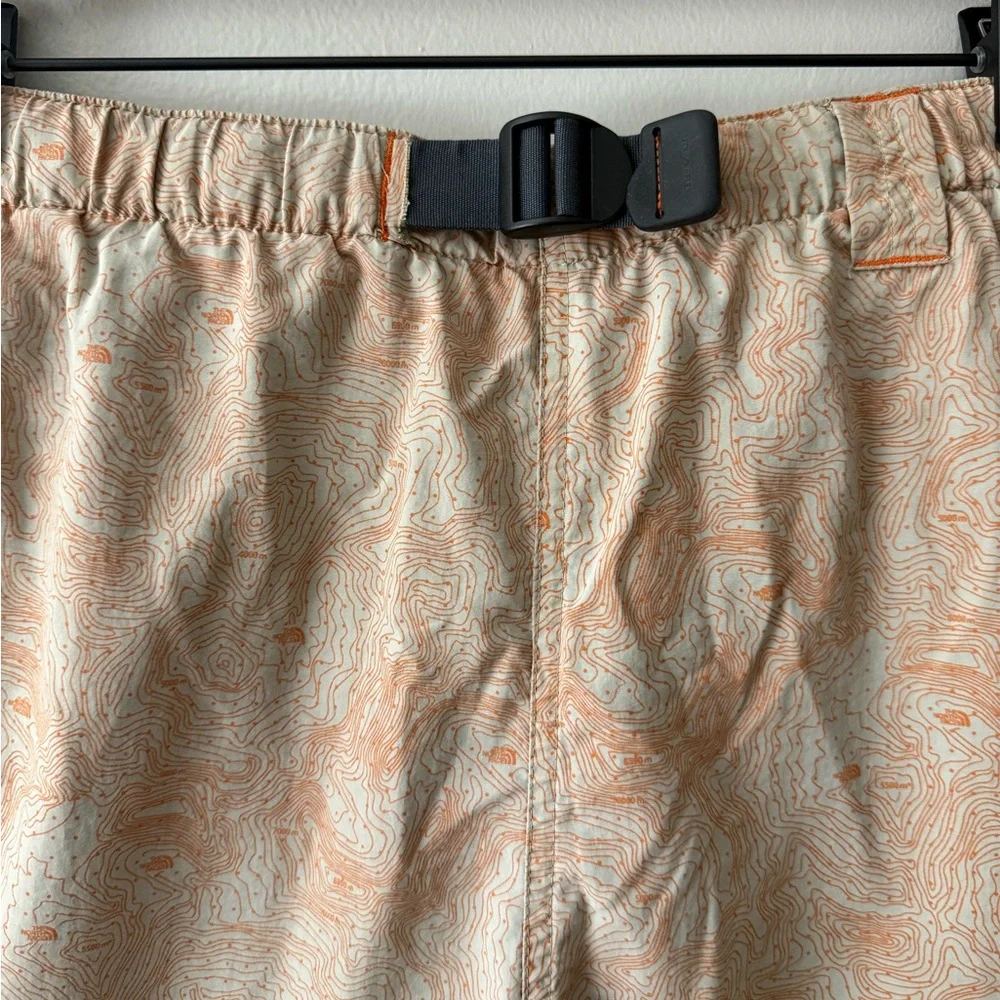 The North Face Topographic Print Trail Shorts Men’s Medium Hiking Gorpcore M